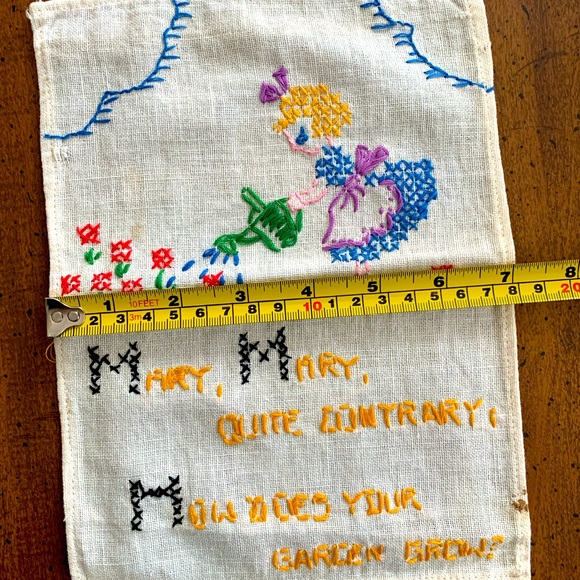 Vintage Embroidered Handmade Cotton Linen Towel - Picture 6 of 6